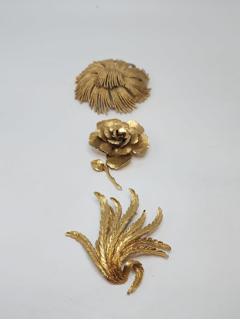 Vintage Monet Lot Of 3 Gold Tone Floral Brooches